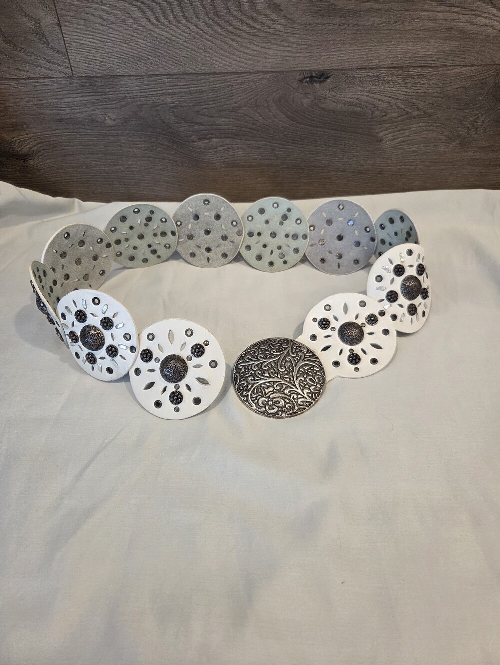 Boho Western White Leather Concho Round Belt, Women's